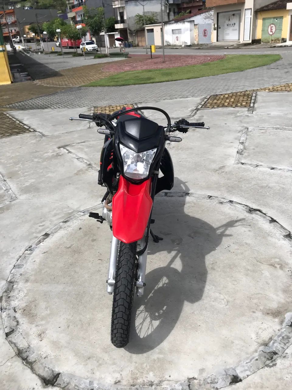 Bros 160