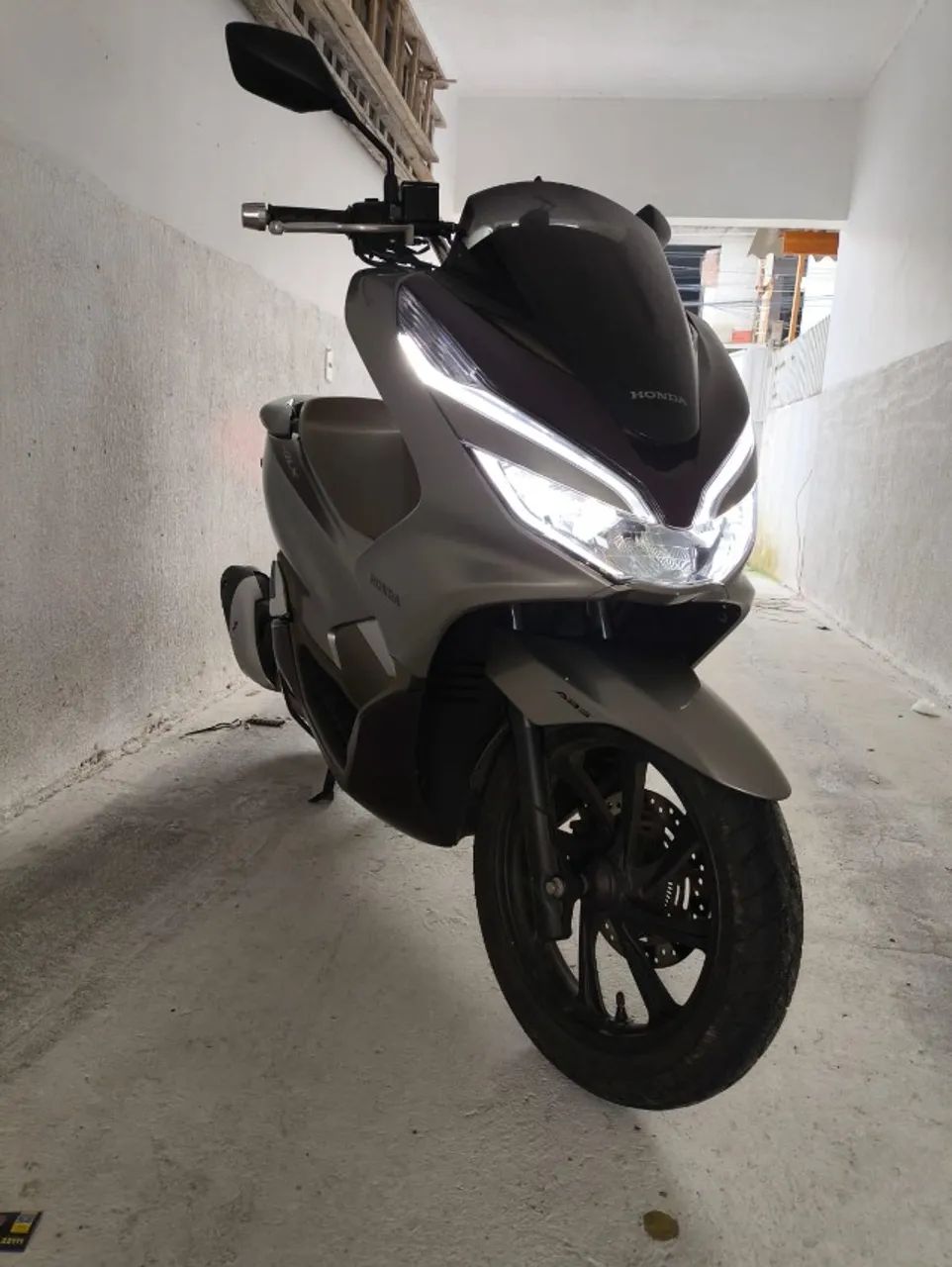 PCX dlx impecável 