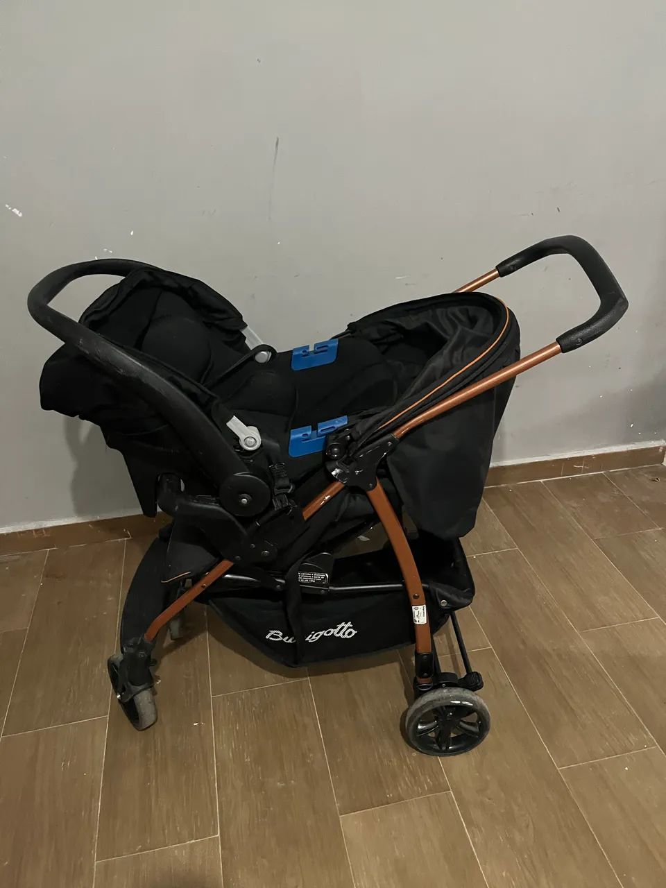 Carrinho com bebê conforto  - Foto 2