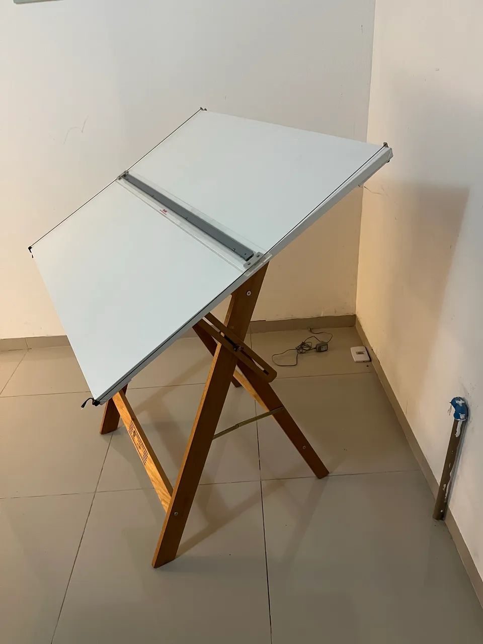 Cavalete/mesa de desenho  - Foto 2