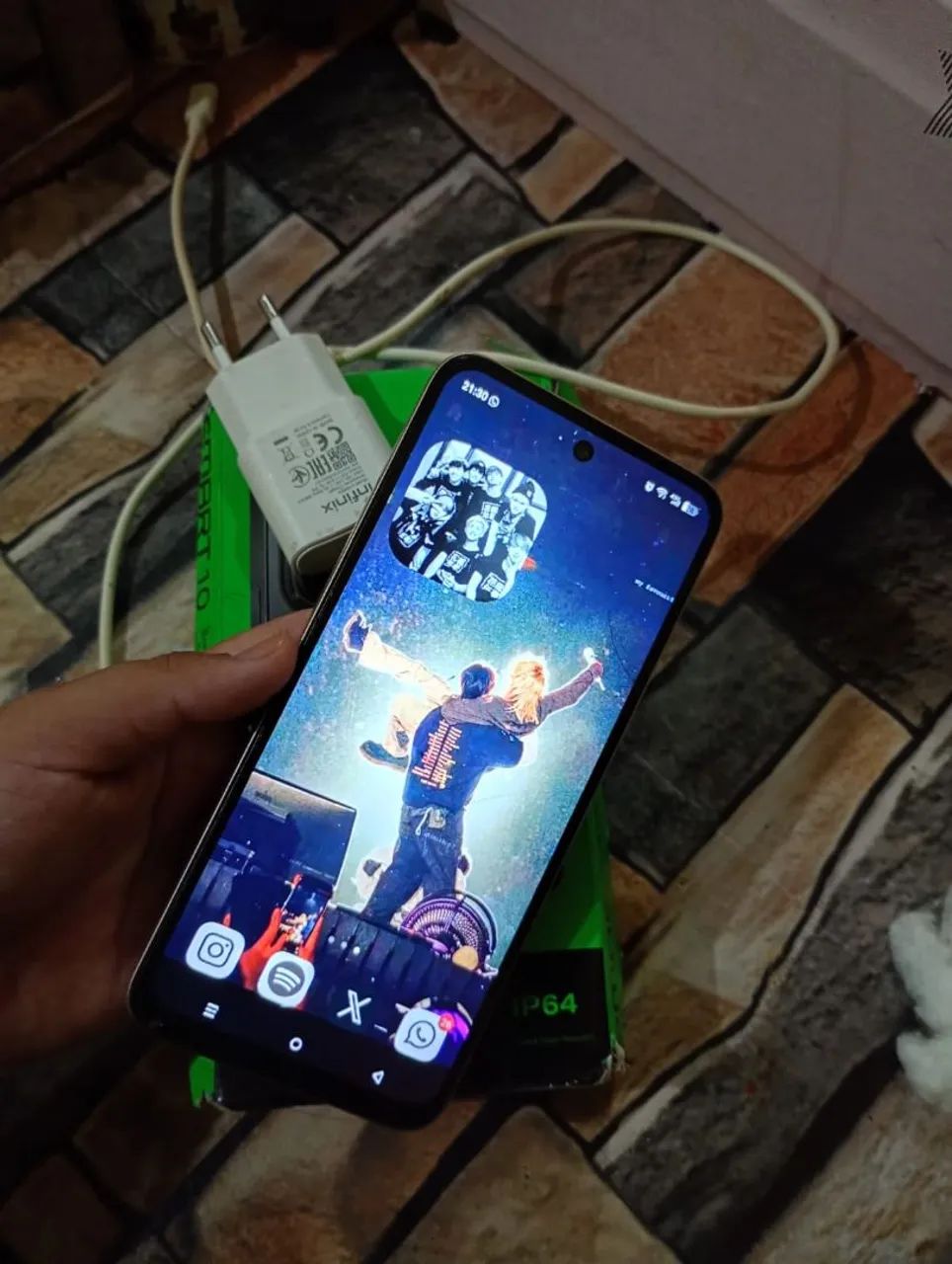 Celular Infinix Smart 10  120 Hz - Foto 3