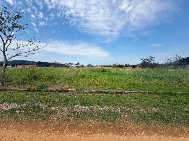 2 LOTES PLANOS DE 450m² - CACHOEIRA A 300m - 10 MIN DO CENTRO