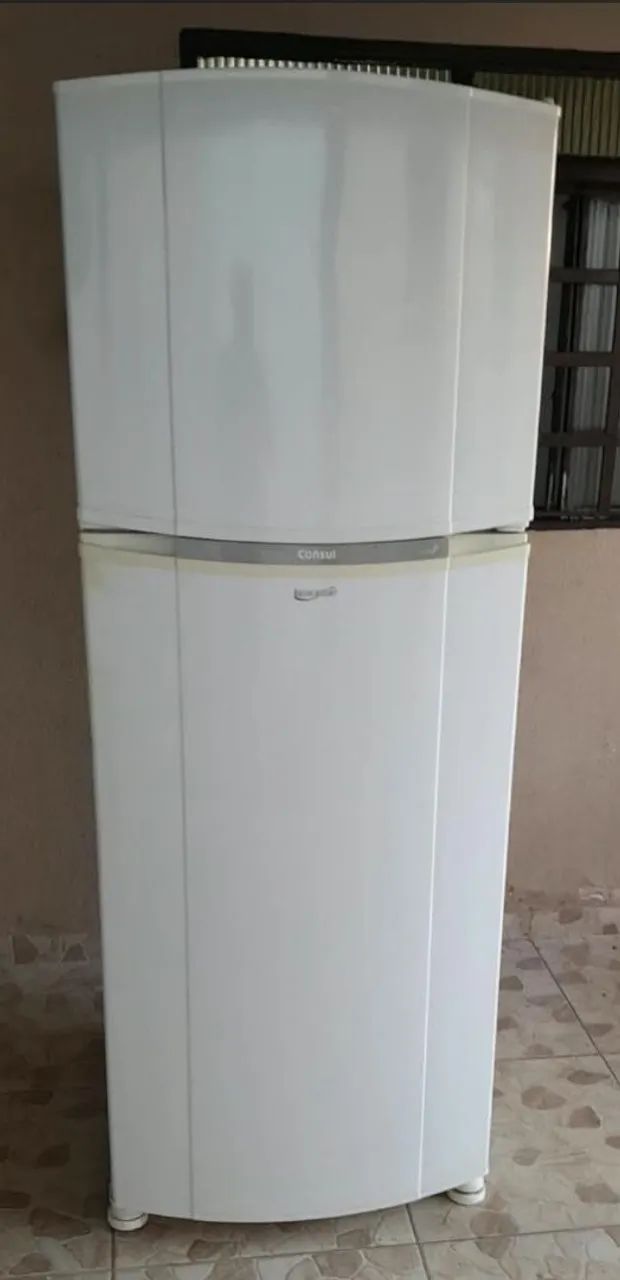 Vendo geladeira 