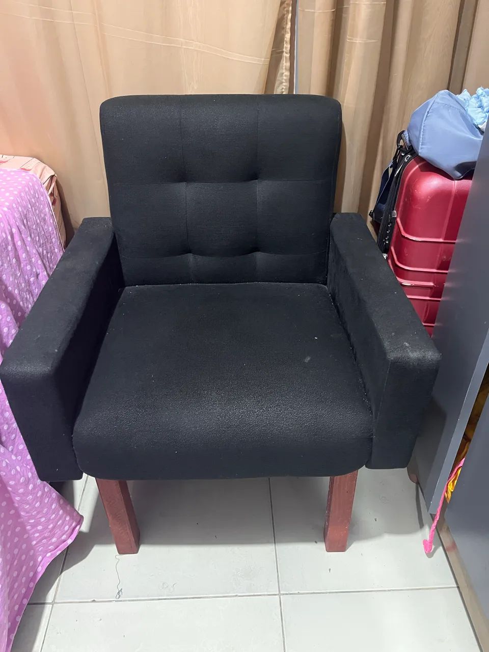 Kit poltronas +namoradeira bem conservados 