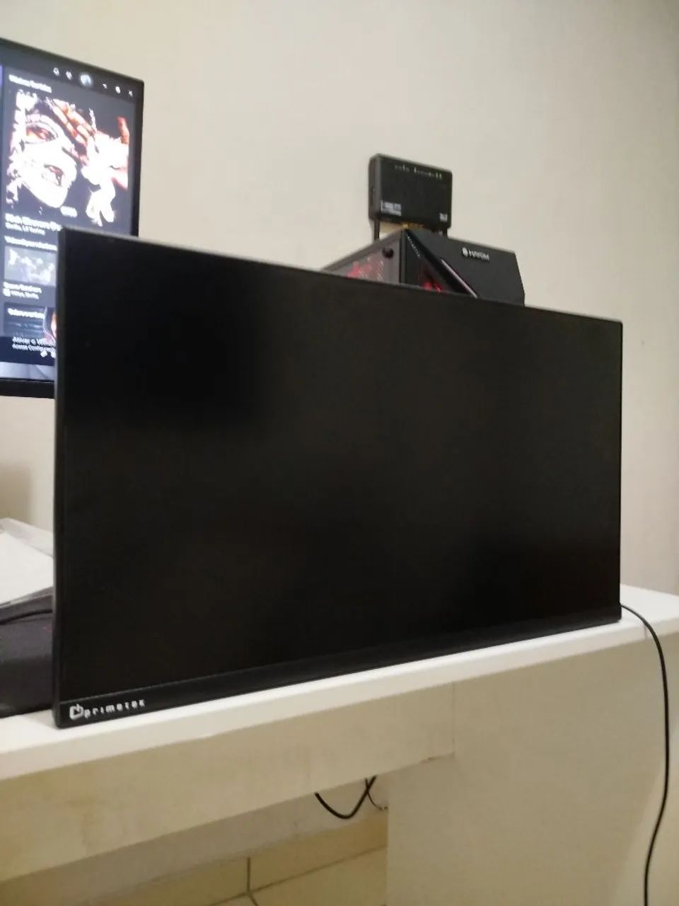 Monitor primetek 21,5 polegadas!?