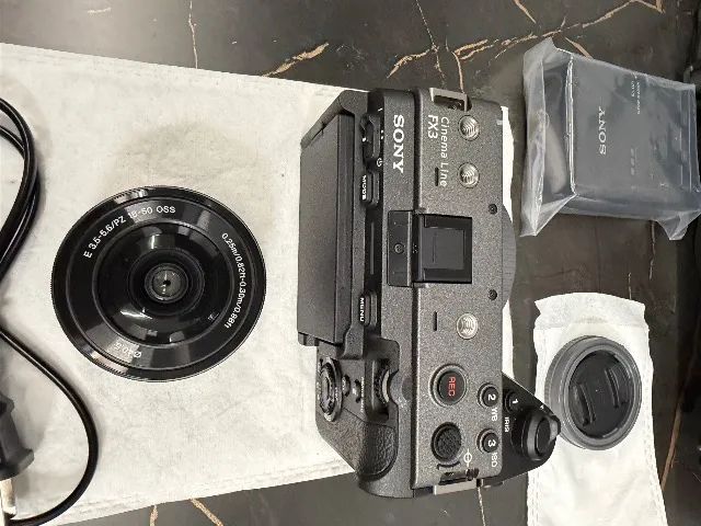 Sony FX3 ILME-FX3 compacta avançada cor preto/cinza - Foto 2