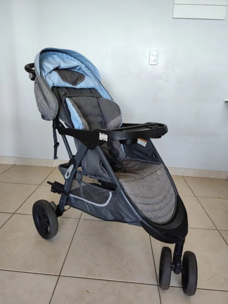 Carrinho de bebe Babytrend Skyline (importado)