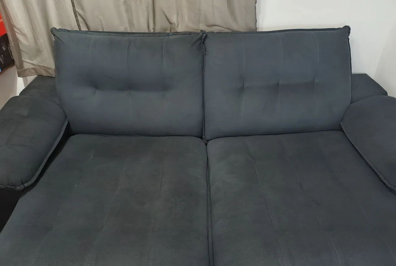Two-Seat Reclining Sofa457517267179294722