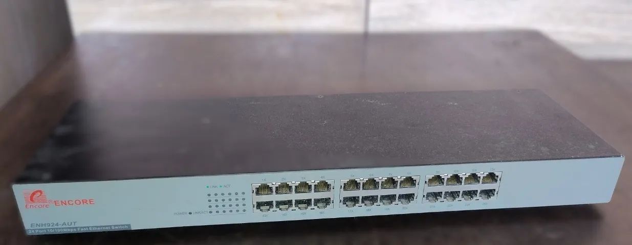Switch 24 Portas Encore