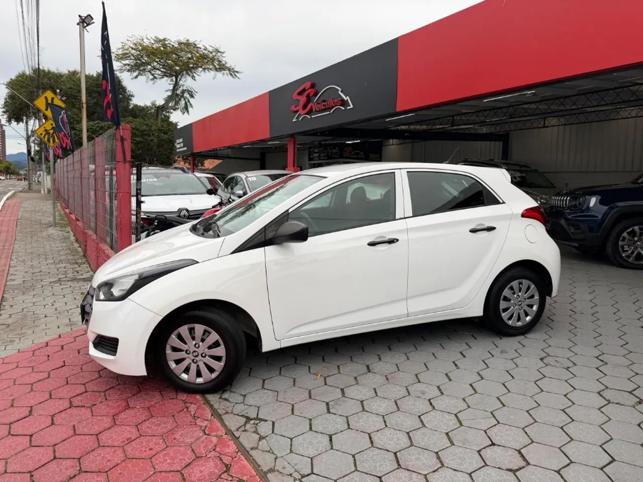 Hyundai HB20 Comf./c.plus/c.style 1.0 Flex 12V 2018 - Foto 3