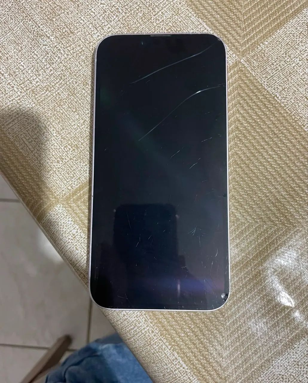 iPhone 14