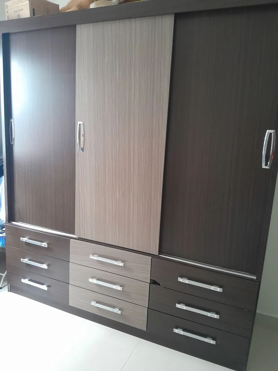 Tres guarda roupas - Foto 2