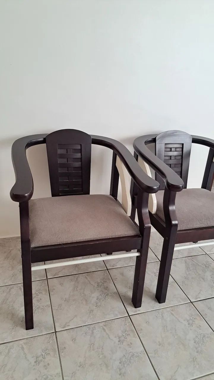 Par de Cadeiras Estofadas para Sala de Estar - Foto 3
