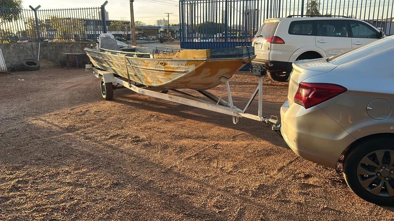 Barco + motor + carretinha - Foto 2