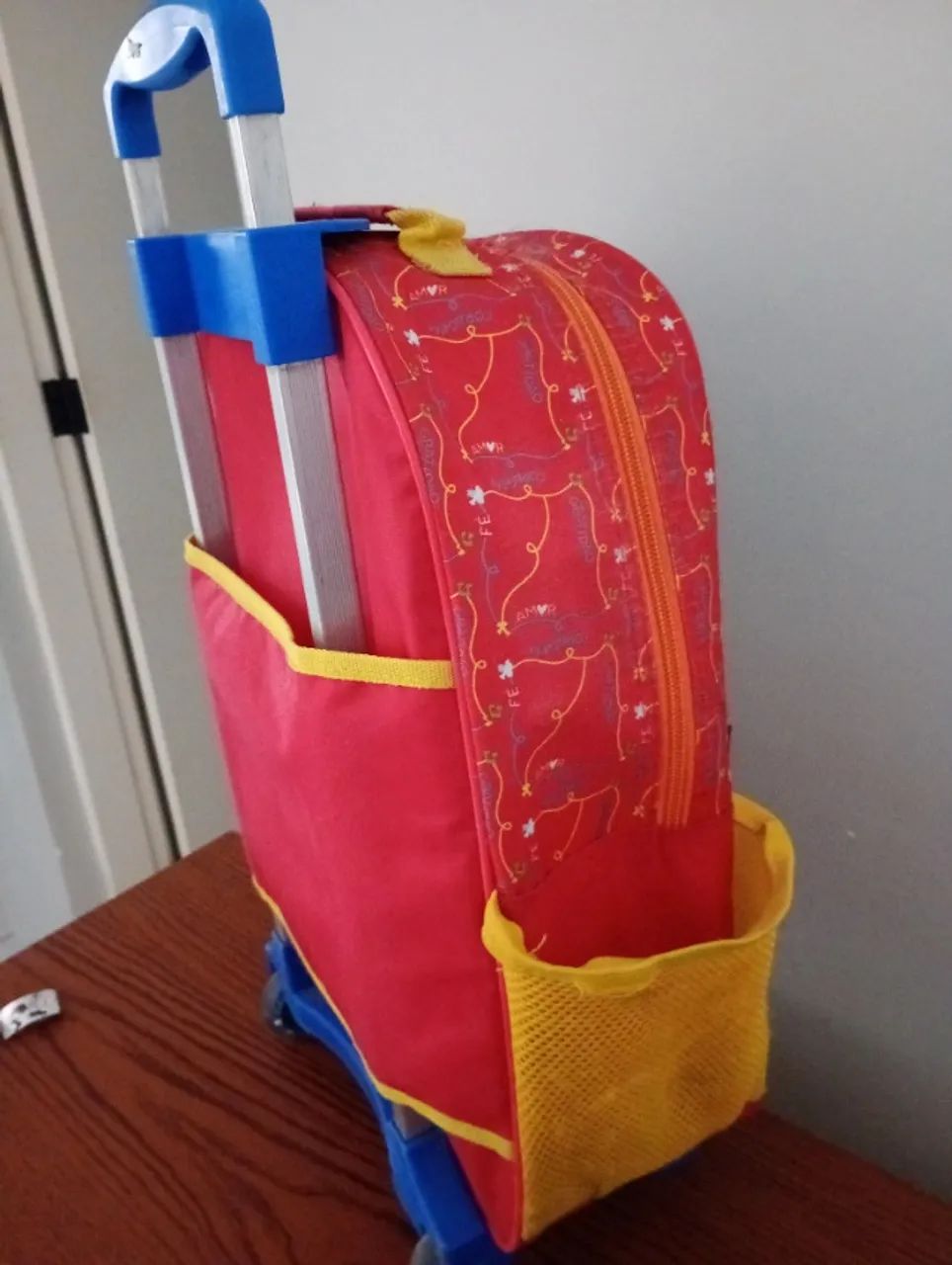 Mochila escolar e estojo - Foto 5