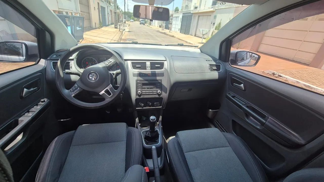 Volkswagen Fox Bluemotion 1.6 MI Total Flex 5P. 2013 - Foto 3