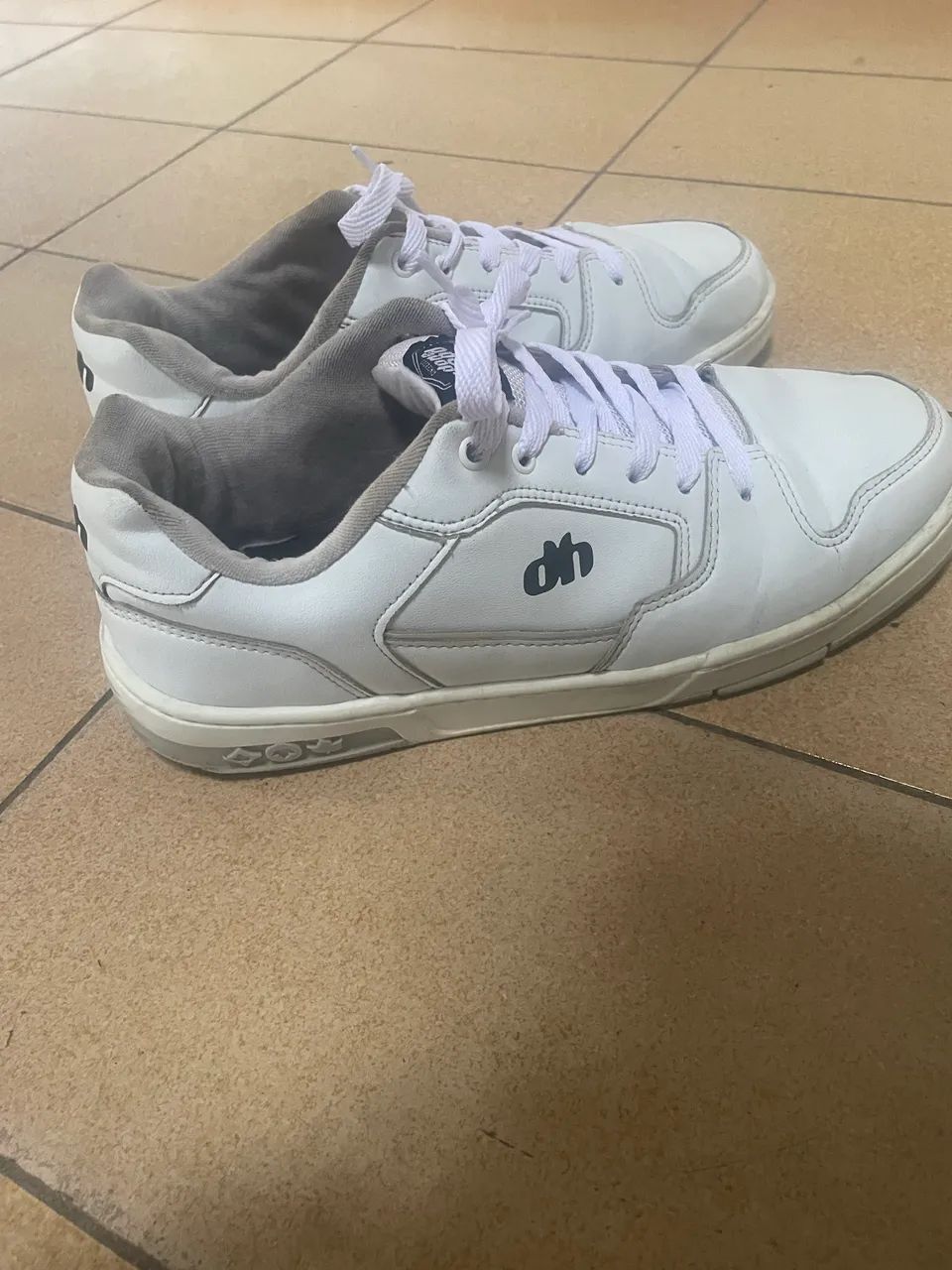 Tênis Skate Done head branco