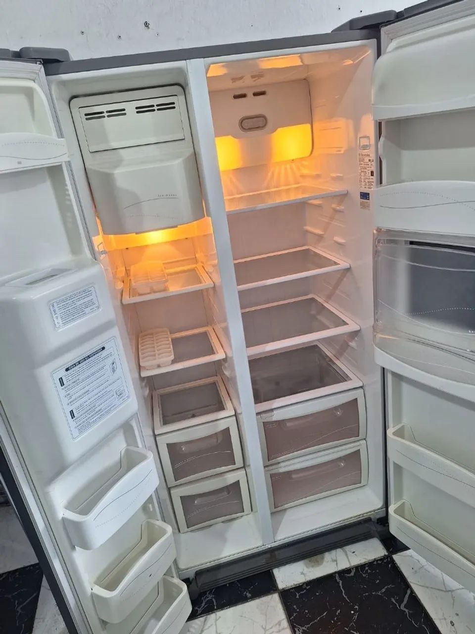 Geladeira SIDE BY SIDE ELECTROLUX 509L FRETE GRATUS ZS - Foto 2