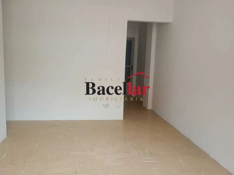 Apartamento : / Residencial / Benfica