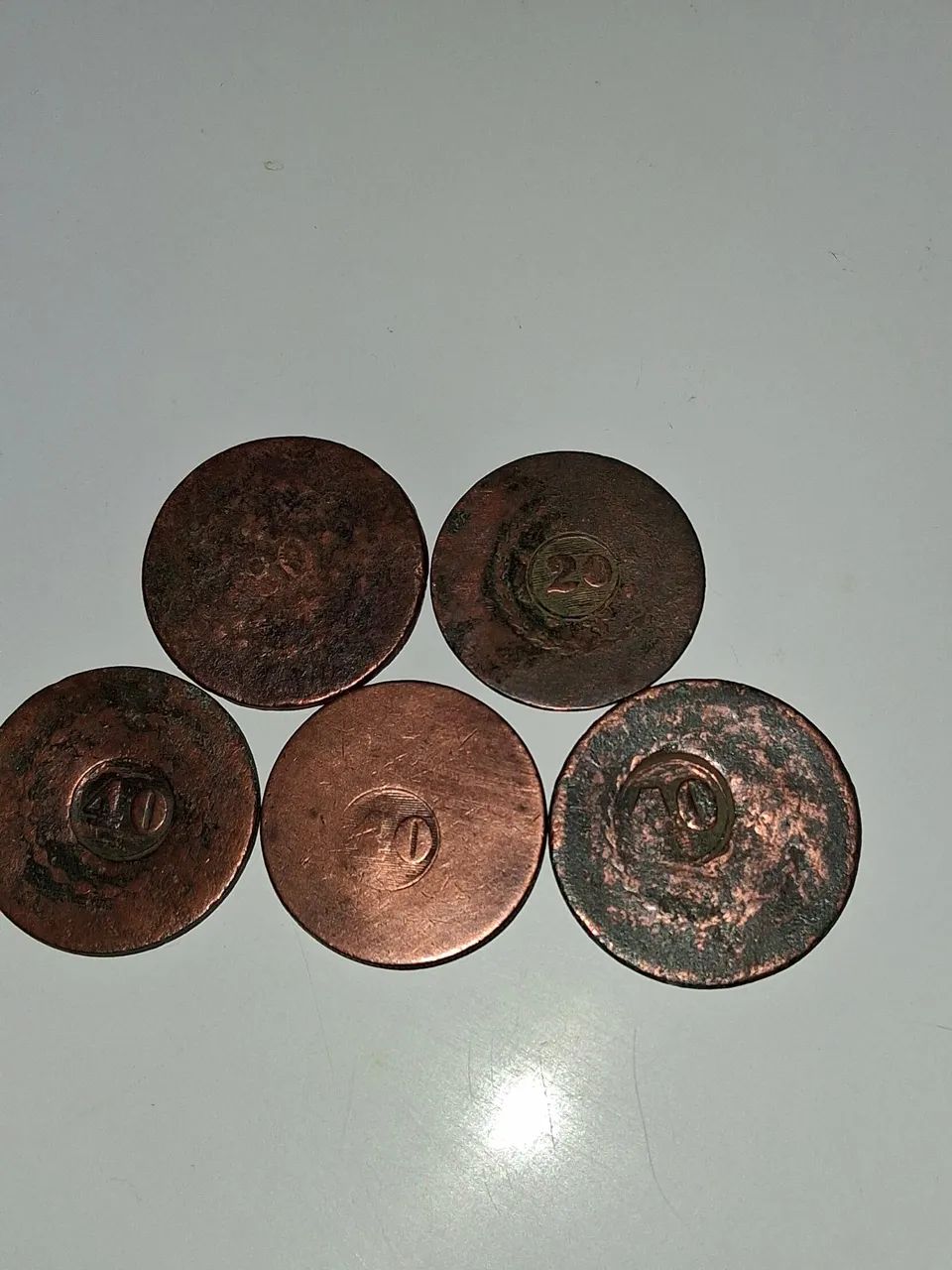 Lote com 5 moedas patacão da época do império, sem marcas de data