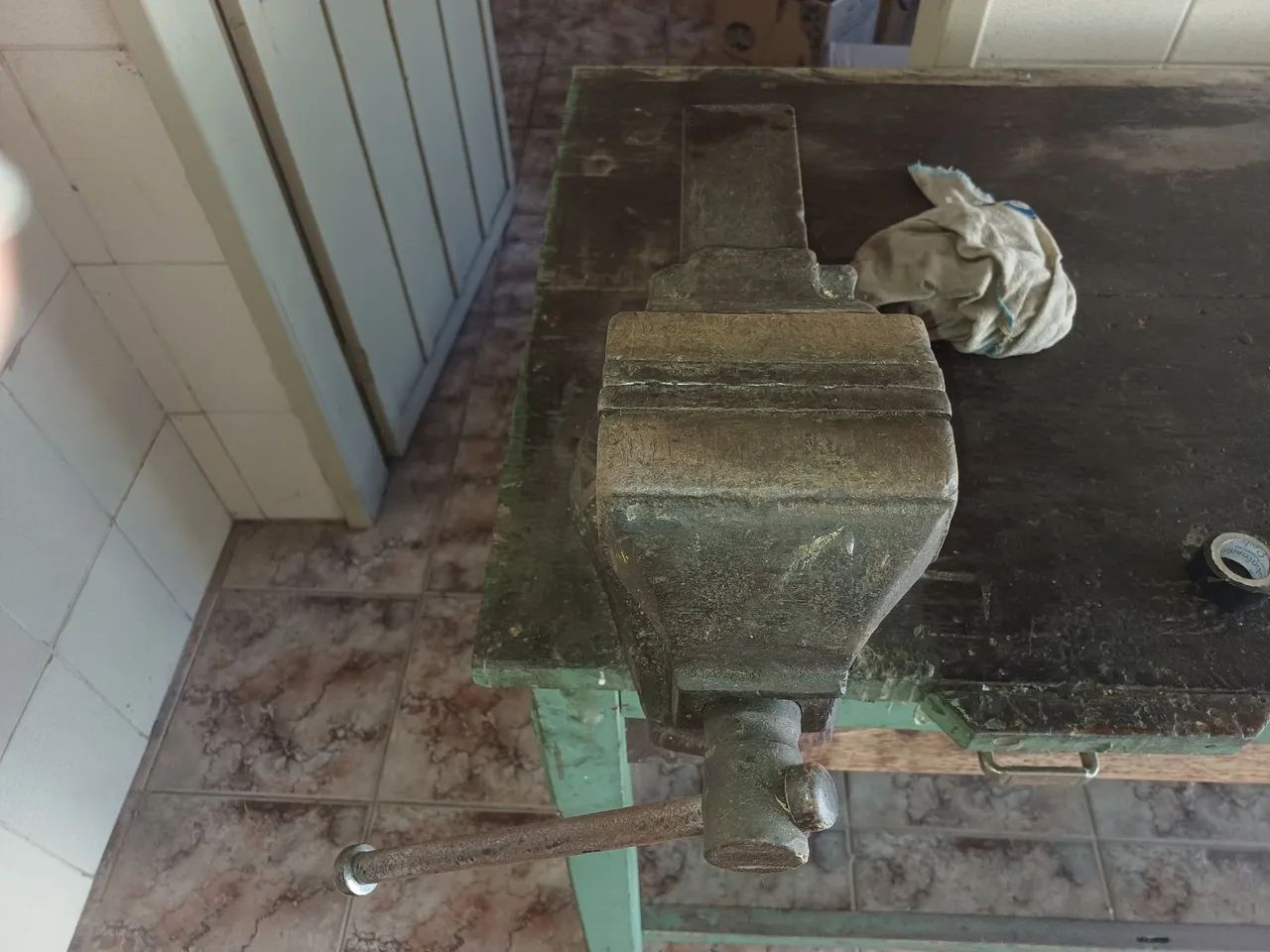 Bancada de Trabalho com Morsa - Foto 3