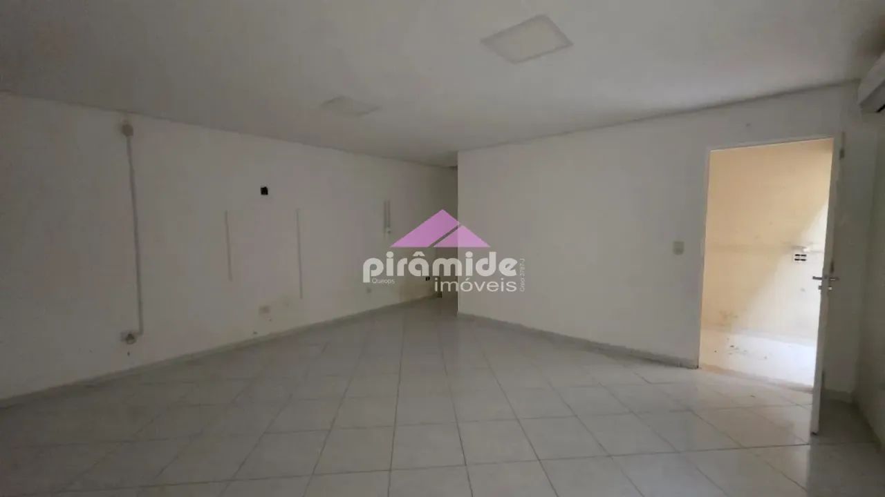 Imóvel Comercial para Venda ou Aluguel: 6 salas, 8 Vagas no Jardim Terras de São João em J - Foto 4