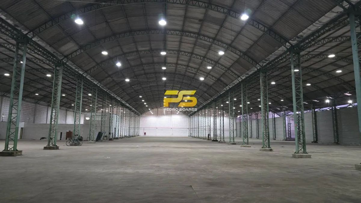 GALPÃO COM 1.680m² PARA ALUGAR NO B. DAS INDÚSTRIAS - Foto 2
