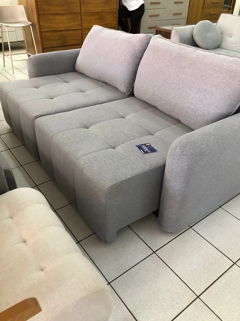 Sofá 2.10 em linho NOVO - Foto 5