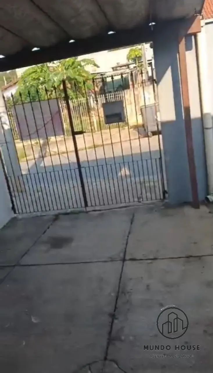 Terreno com duas casas em Brigadeiro Tobias