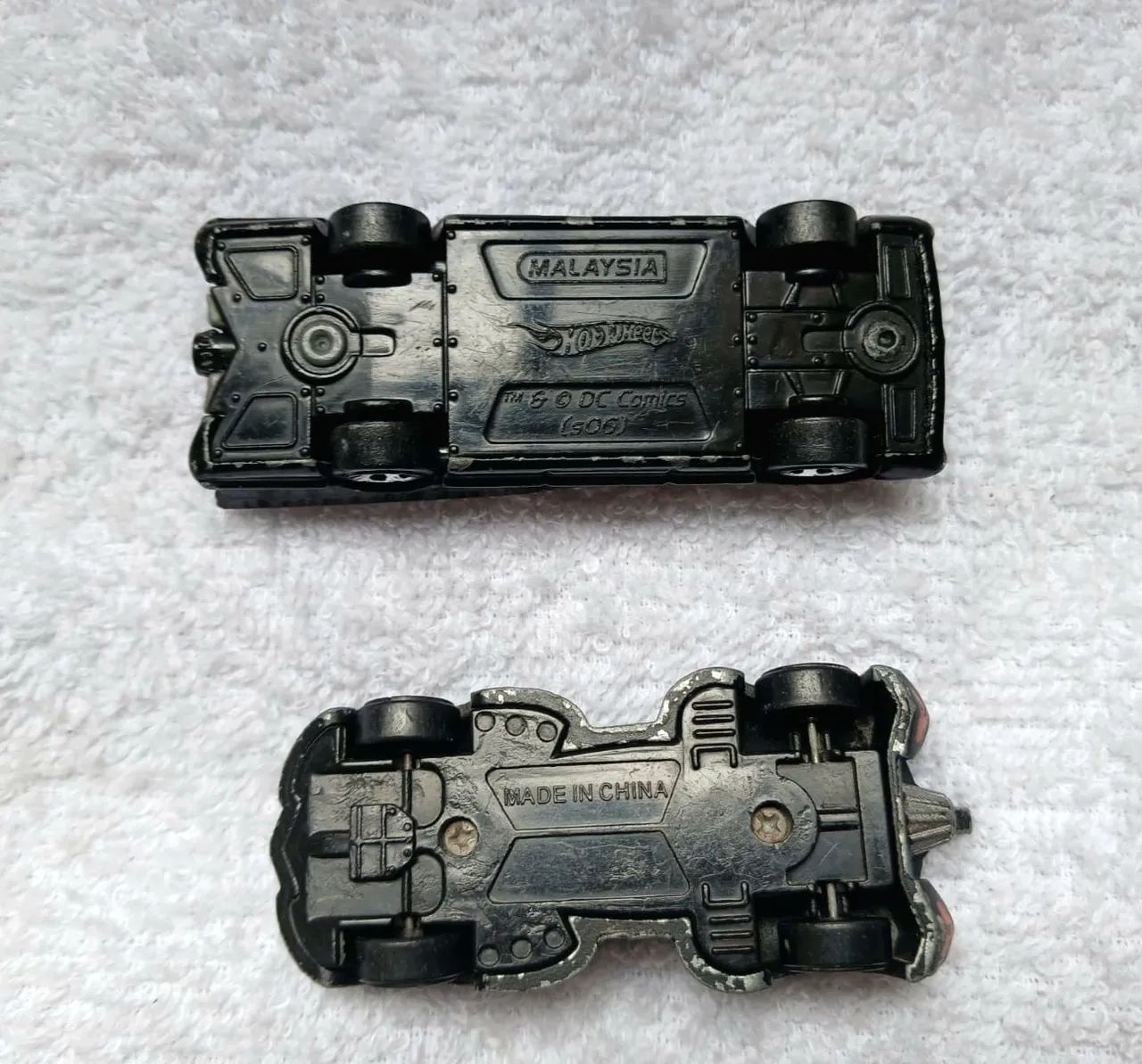 Batmovel Hotwheels usado  - Foto 5
