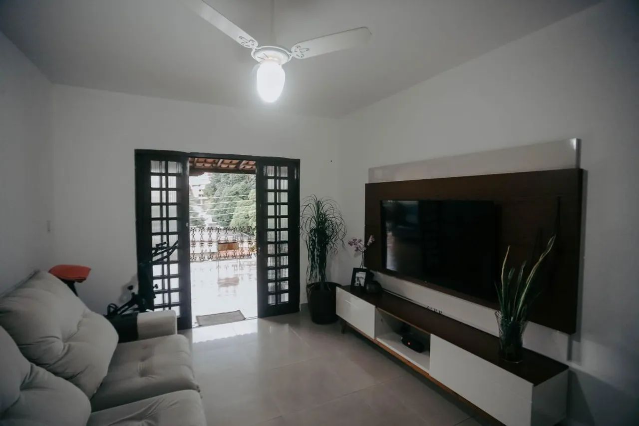 Casa à Venda - Padre Eustáquio, 7 Quartos, 360 m2
