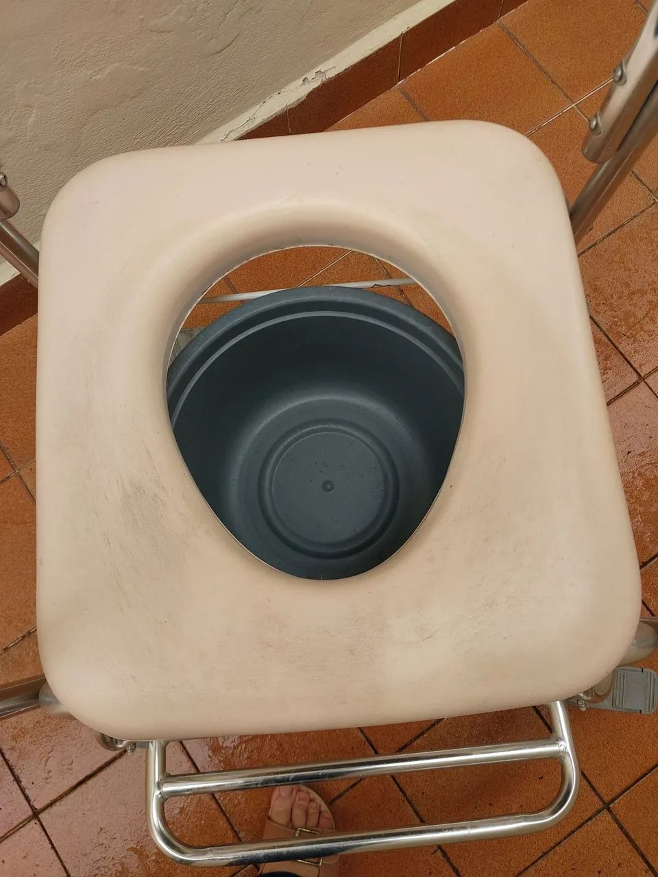 Cadeira Banho Alumínio - Foto 4