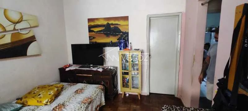 Kitnet/Conjugado - / Residencial / Centro