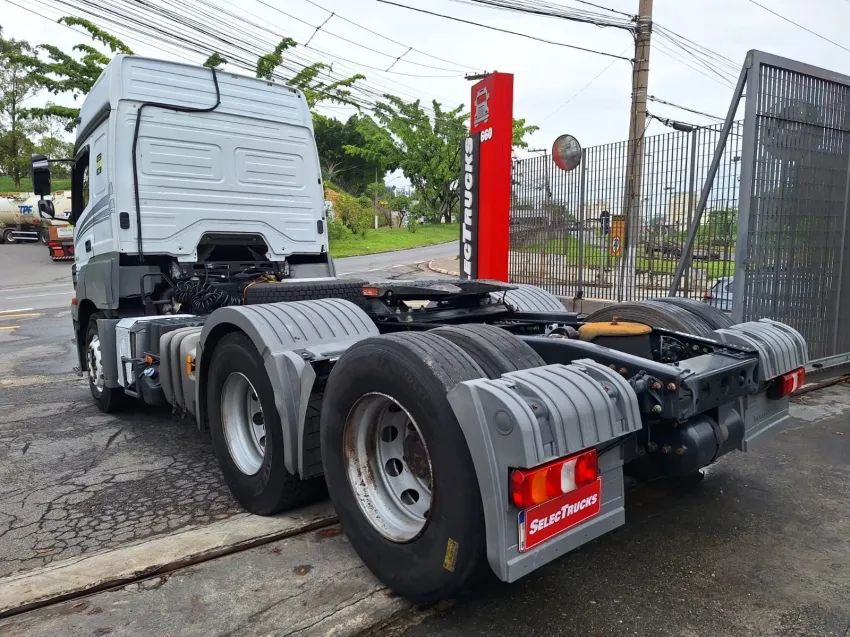 Mercedes Benz Axor 2536 LS 19/20 6x2. - Foto 5