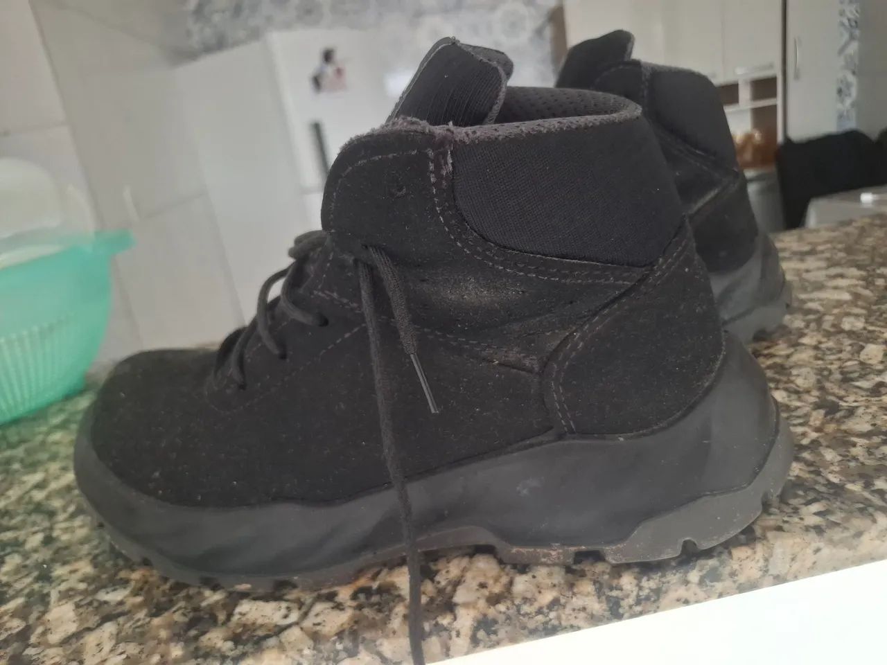 Bota de camuça com bico de aço - Foto 3