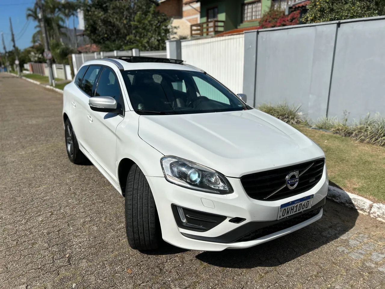 Volvo Xc XC 60 T-5 R-DESIGN 2.0 FWD 5p 2014