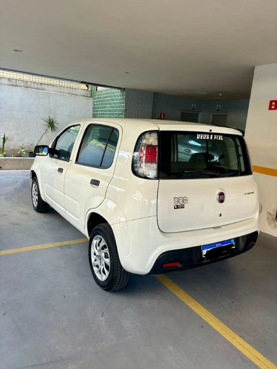 Fiat Uno Attractive 1.0 Flex 6V 5P 2017 - Foto 4