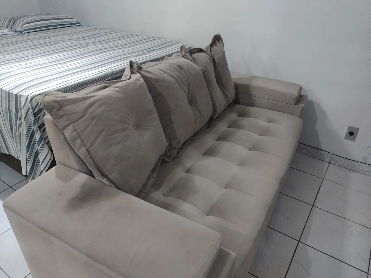 Sofá 03  lugares