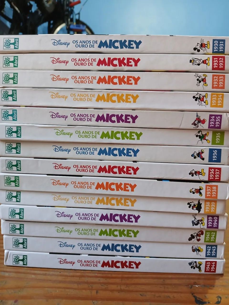 Os anos de ouro de Mickey editora Abril 14 volumes
