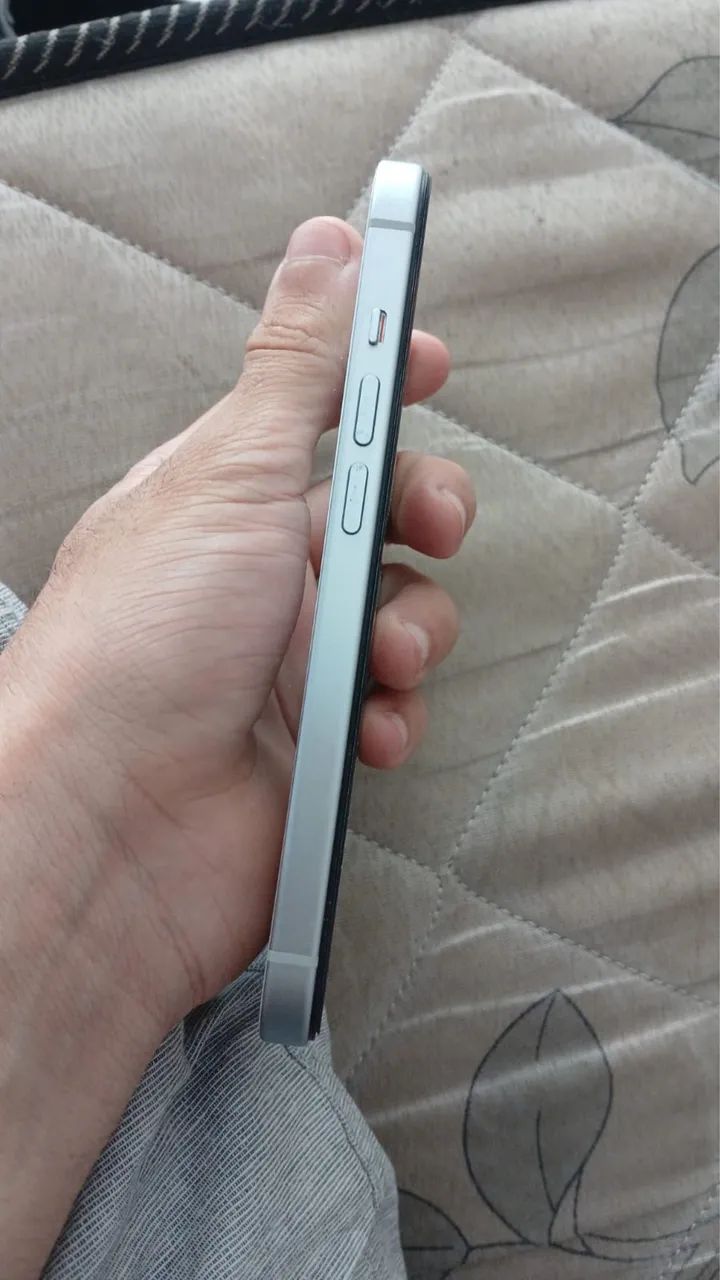 iPhone 15 - Foto 4