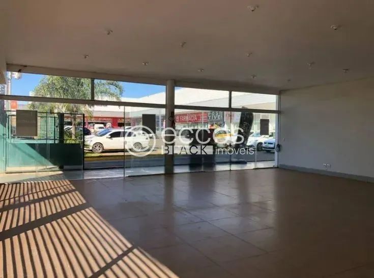 Loja para aluguel, 60 vagas, Shopping Park - Uberlândia/MG