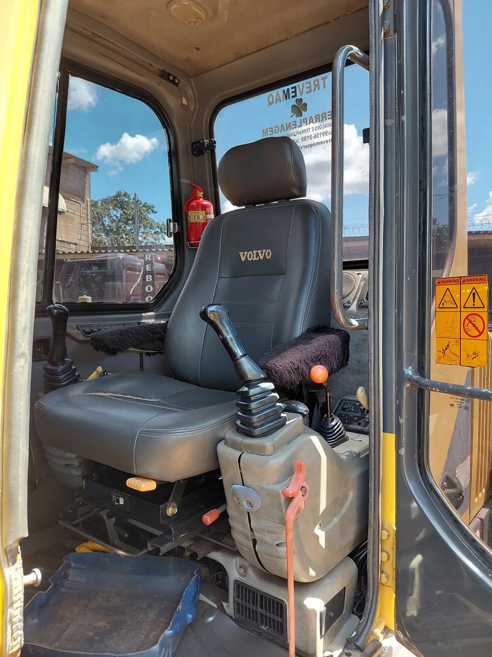 Mini escavadeira volvo  - Foto 4