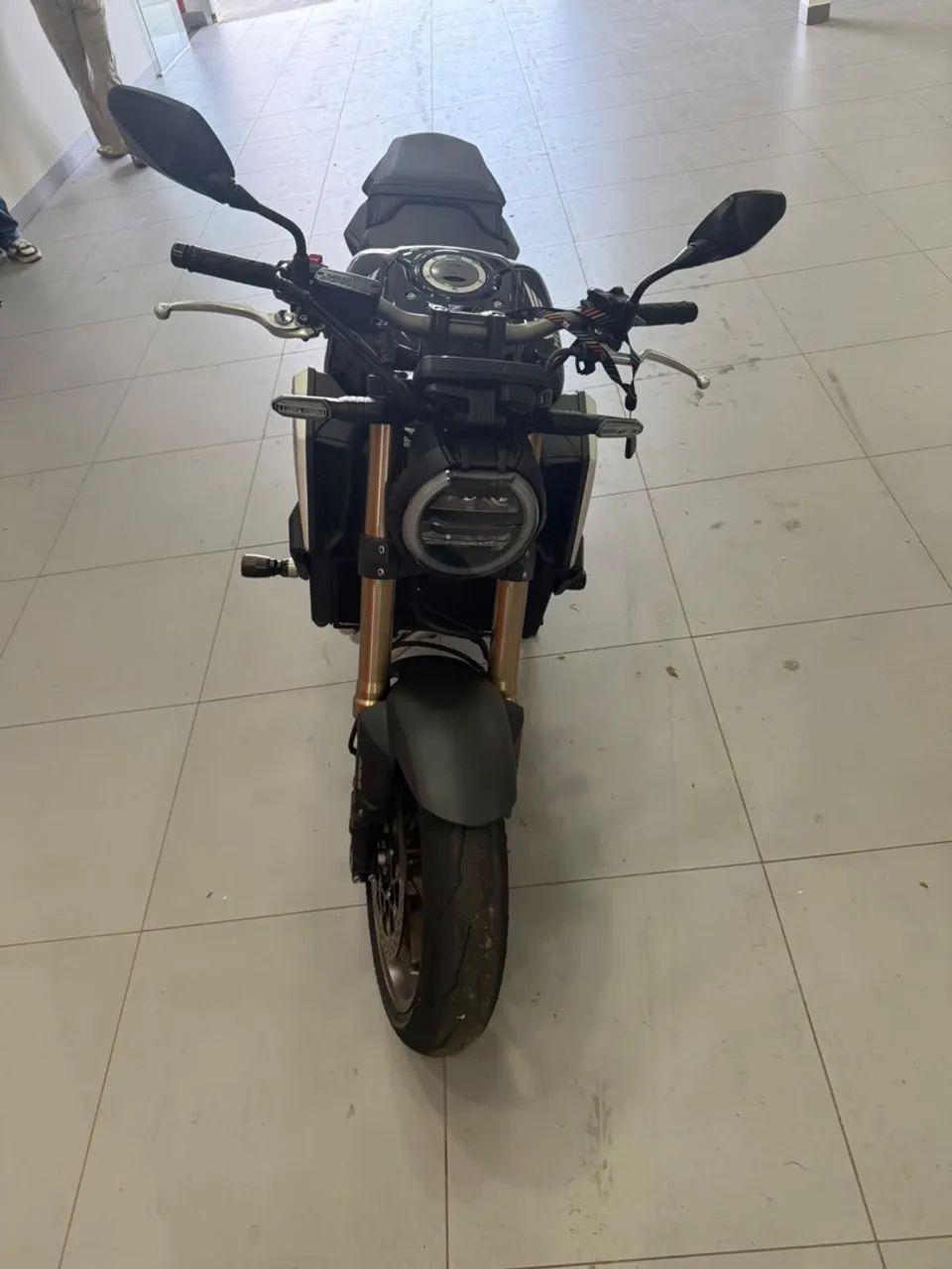 CB650R - Foto 4