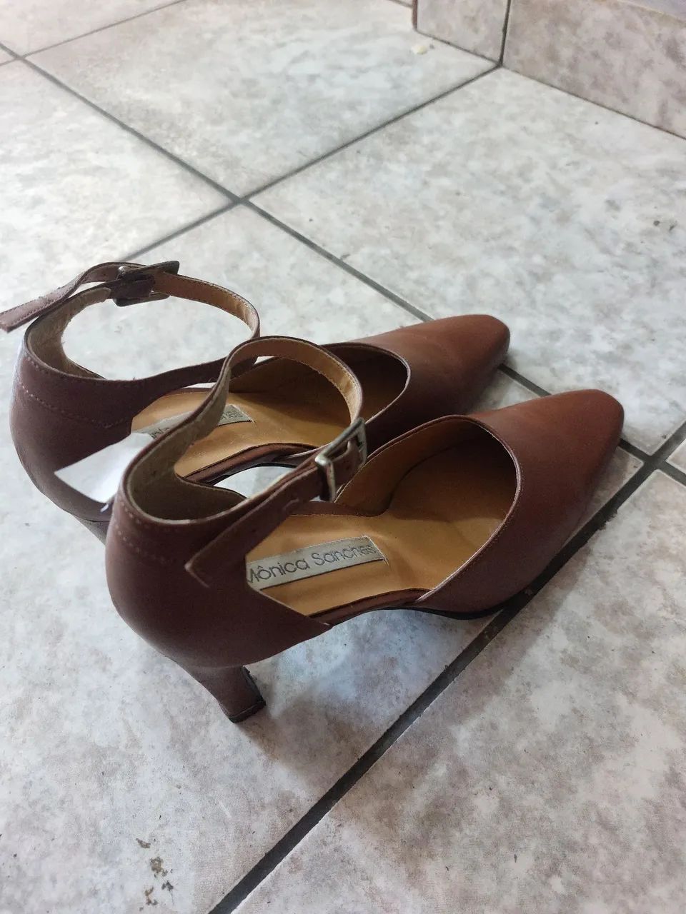 Sapato Tamanho 35 - Foto 2