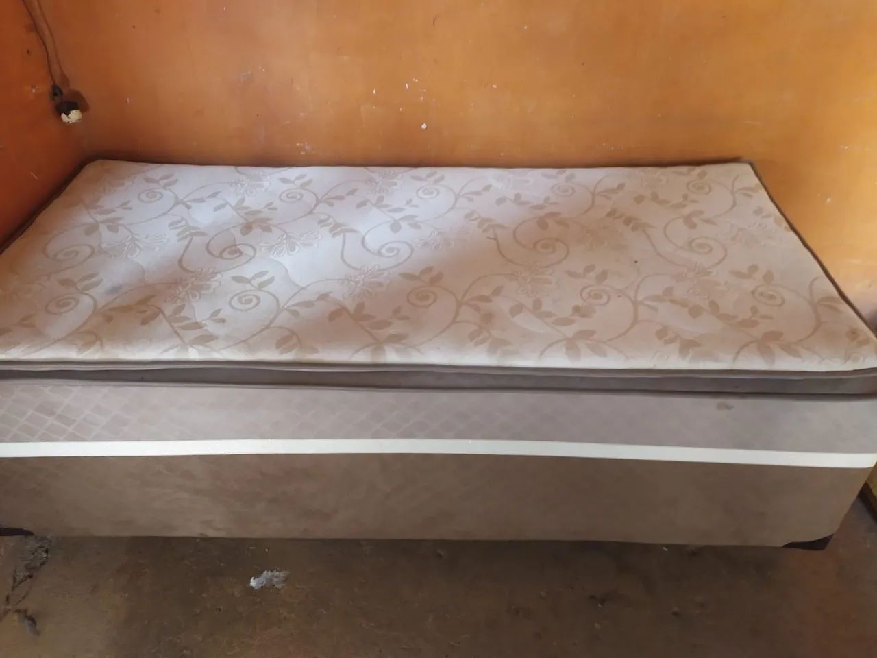 Cama Box solteiro 
