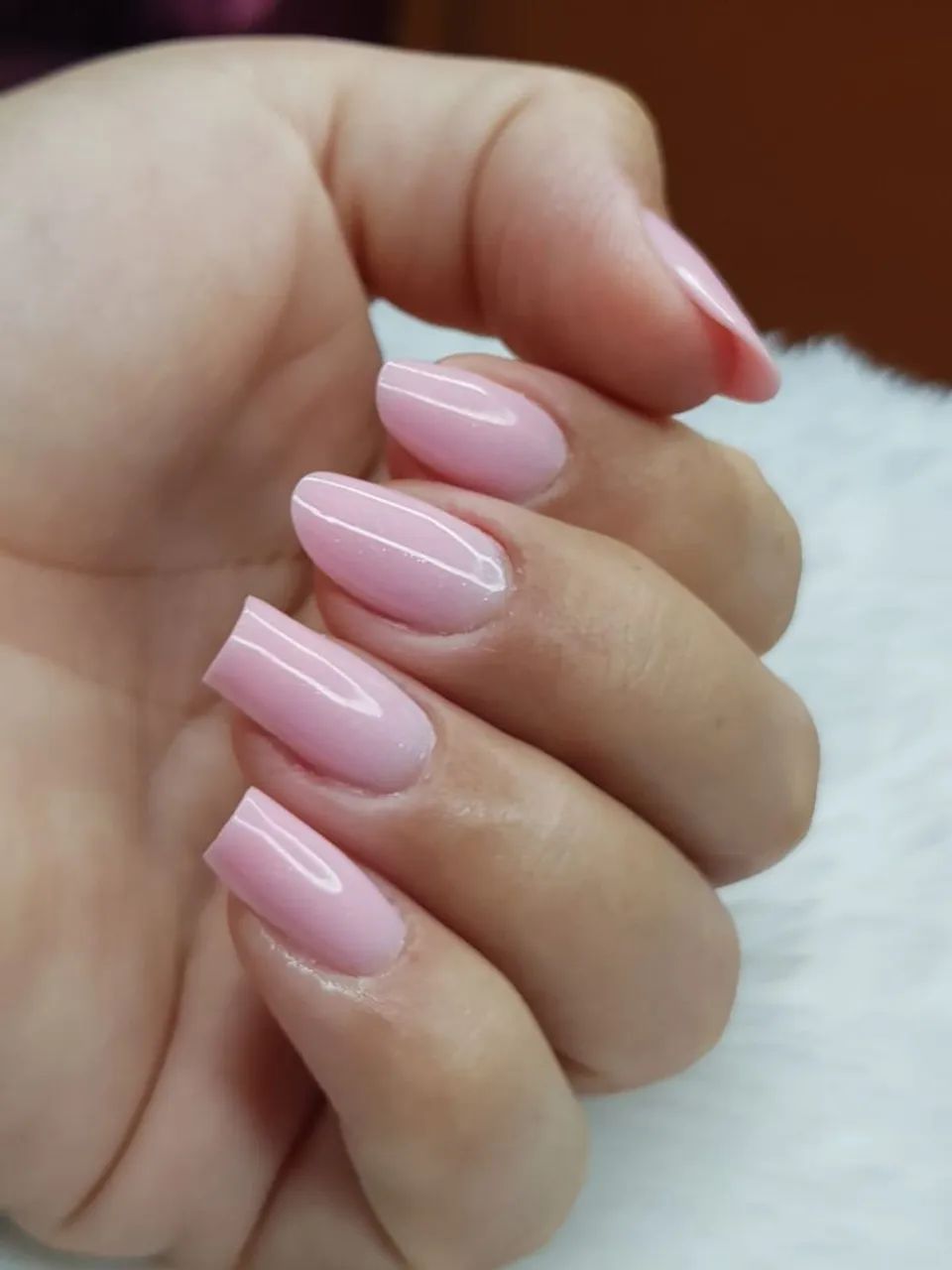 Modelo para unhas de gel.