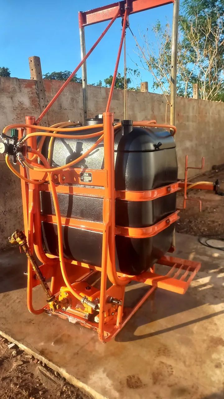 PULVERIZADOR 600 LTS - Foto 4
