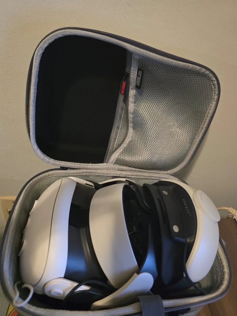 Meta Quest 3 512 Gb + Bobo VR M3 Pro + Case - Foto 3
