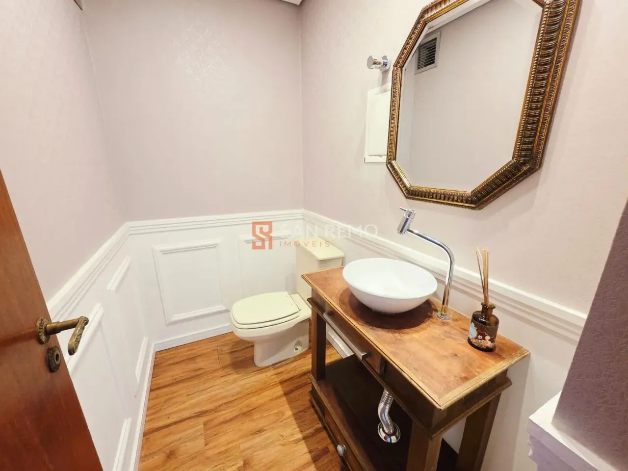 Coqueiros | Apartamento 4 quartos, sendo 1 suite - Foto 2