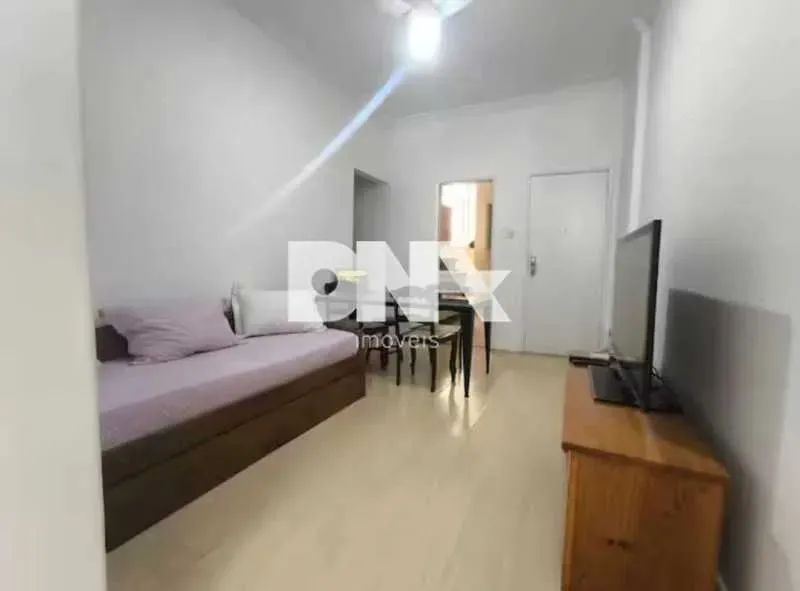 Apartamento : / Residencial / Copacabana